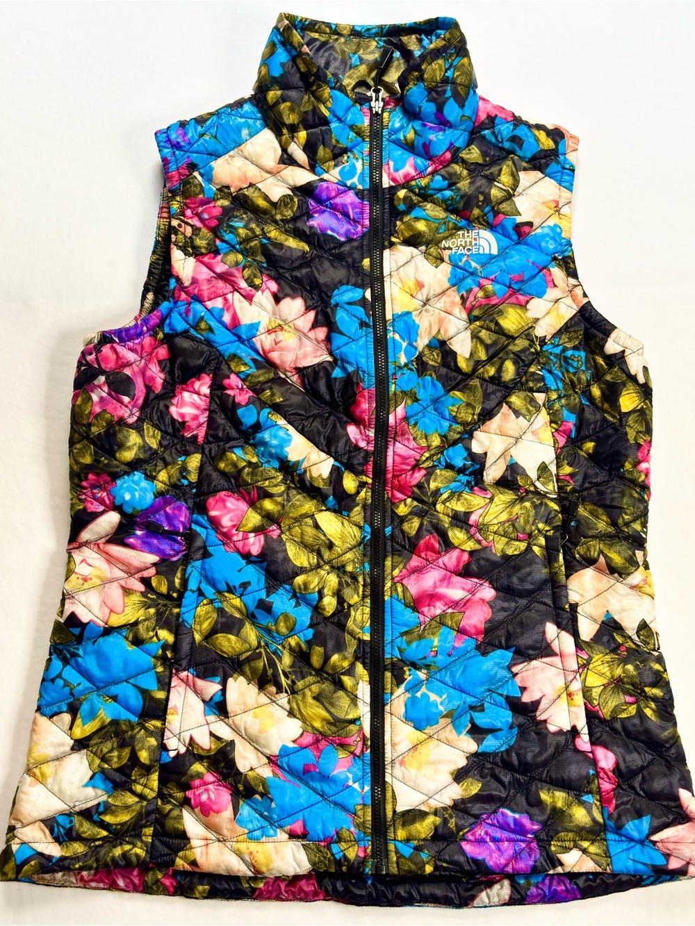The North Face Themoball Floral Quilted Vest - Multicolor
